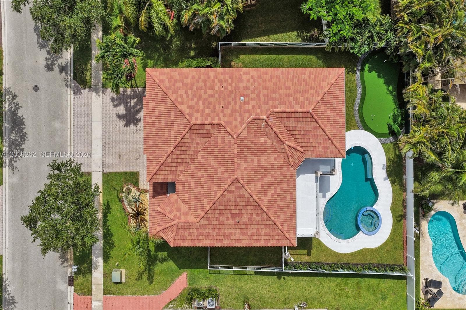 16180 SW 14th St, Pembroke Pines, FL 33027 photo 2