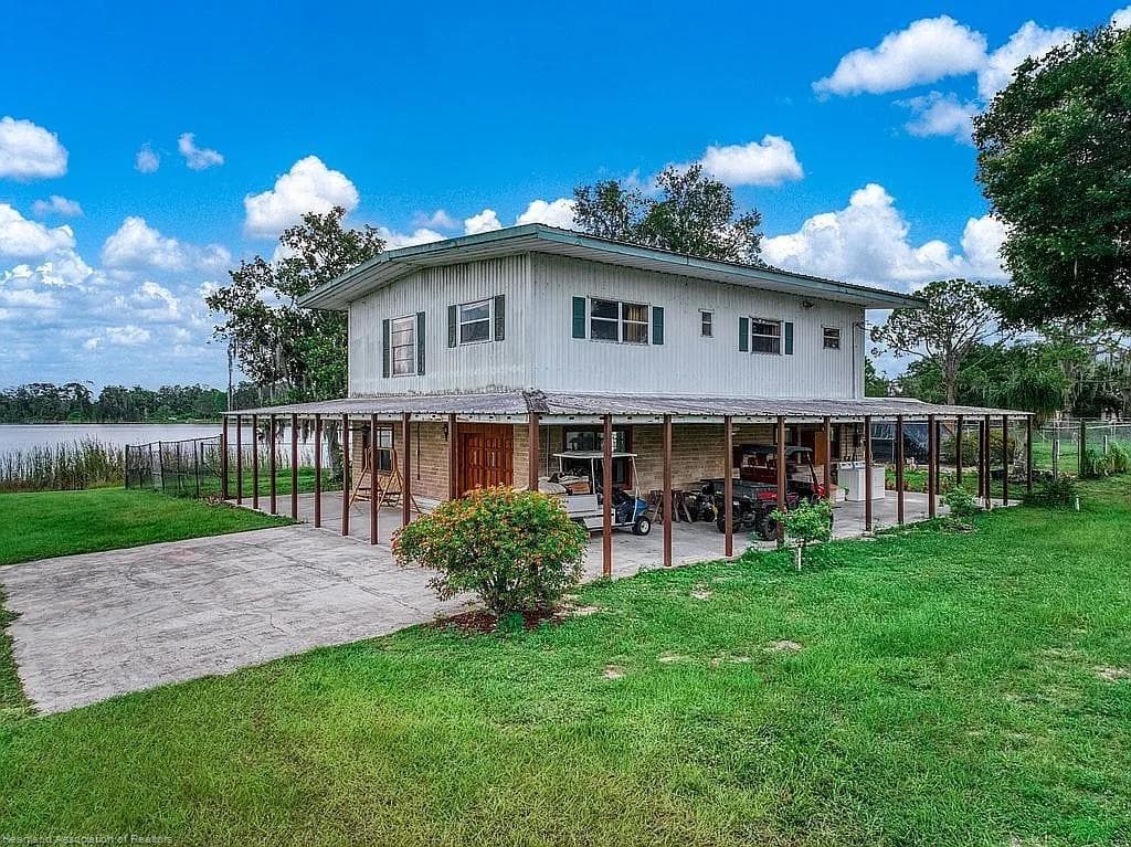 115 Heinley Road, Lake Placid, FL 33852 photo 2