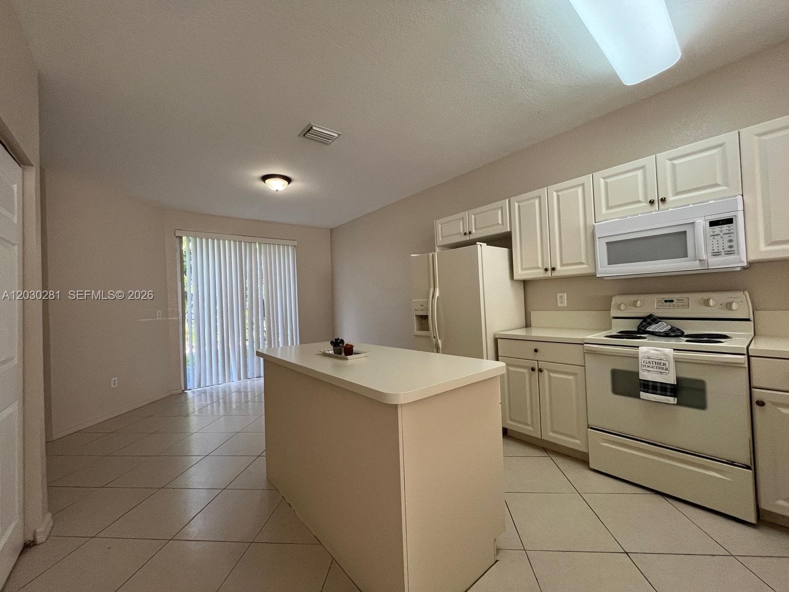 1932 Alamanda Way # 1932, Riviera Beach, FL 33404 photo 2
