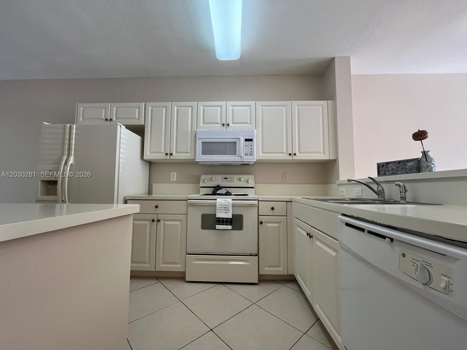 1932 Alamanda Way # 1932, Riviera Beach, FL 33404 photo 3