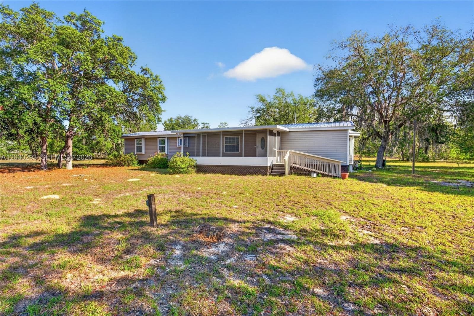 11751 NE 116TH ST, Other City - In The State Of Florida, FL 32618 photo 2