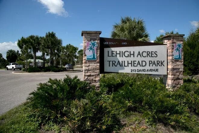 1246 Cordoba Street E, Lehigh Acres, FL 33974 photo 5