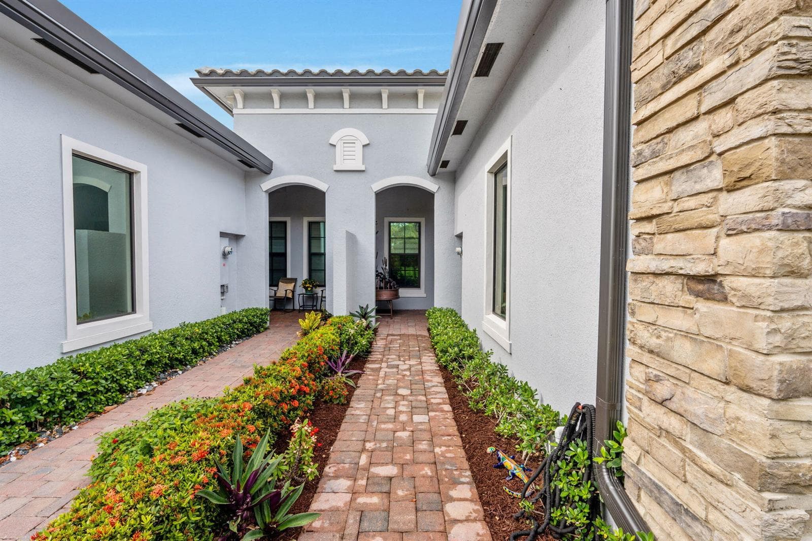 7642 N Blue Spring Drive, Parkland, FL 33067 photo 4