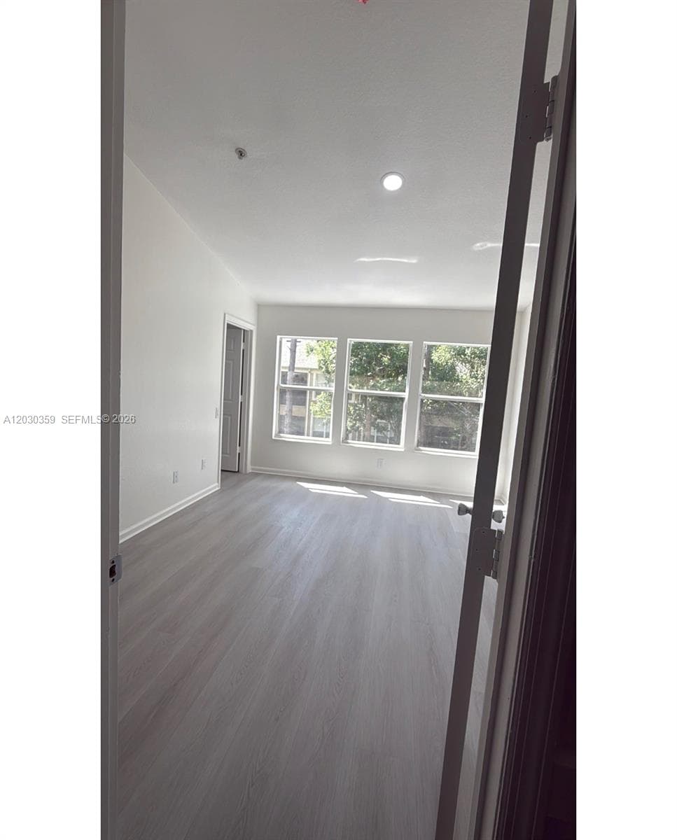 6388 Castelven # 104, Other City - In The State Of Florida, FL 32835 photo 3