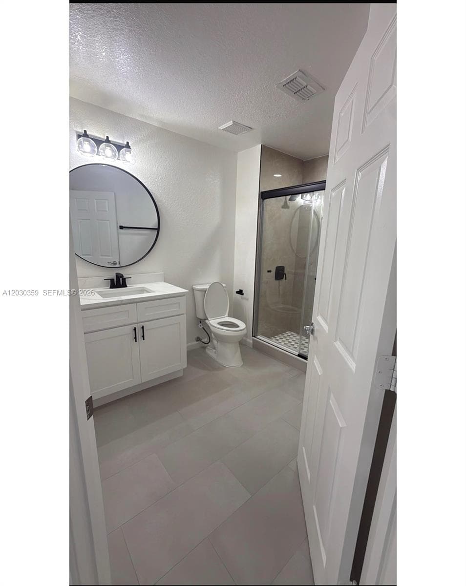6388 Castelven # 104, Other City - In The State Of Florida, FL 32835 photo 5
