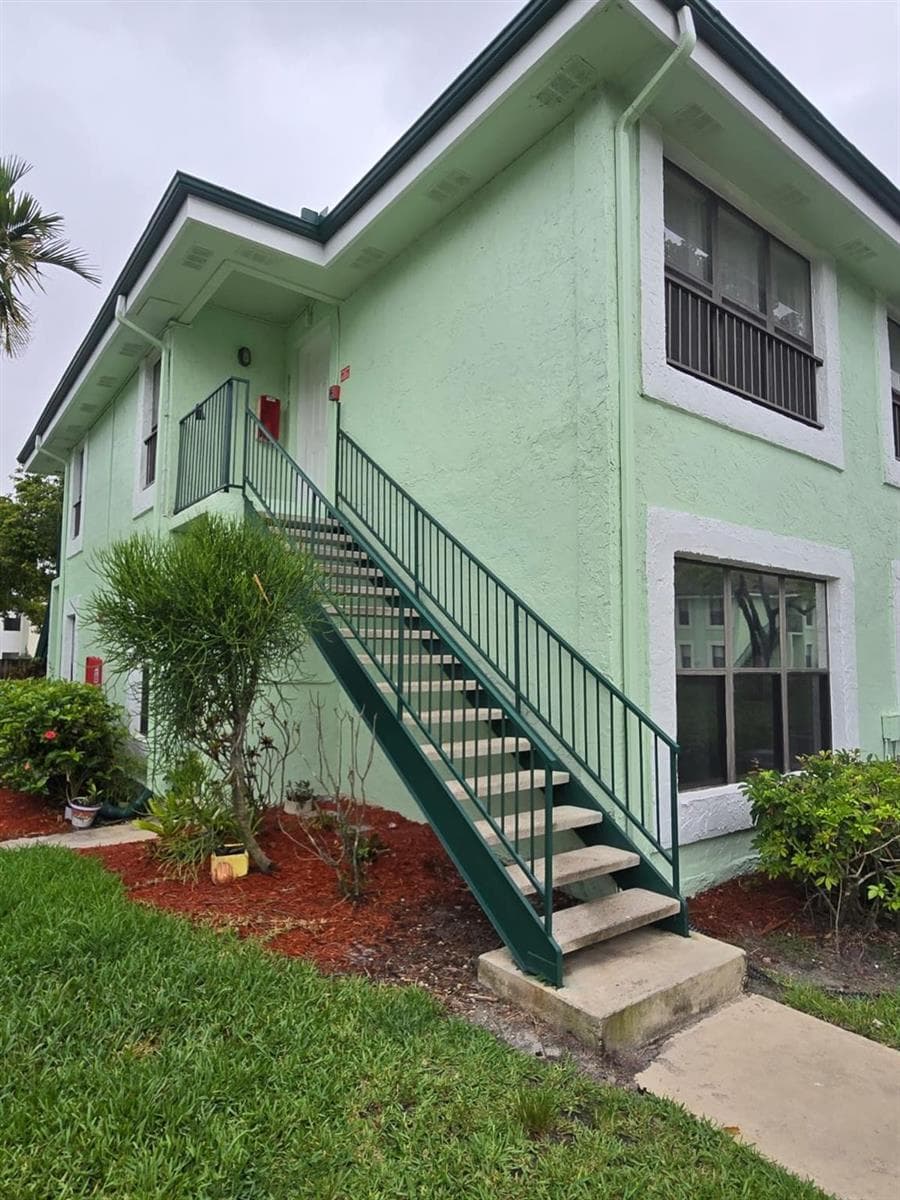 8775 NW 39th Street NW # 8775, Sunrise, FL 33351 photo 2