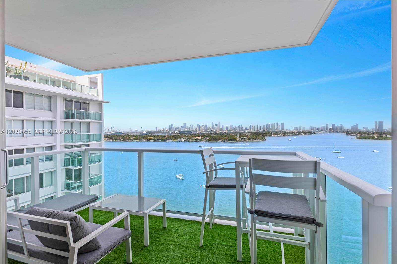 1000 West Ave # 1518, Miami Beach, FL 33139 photo 2