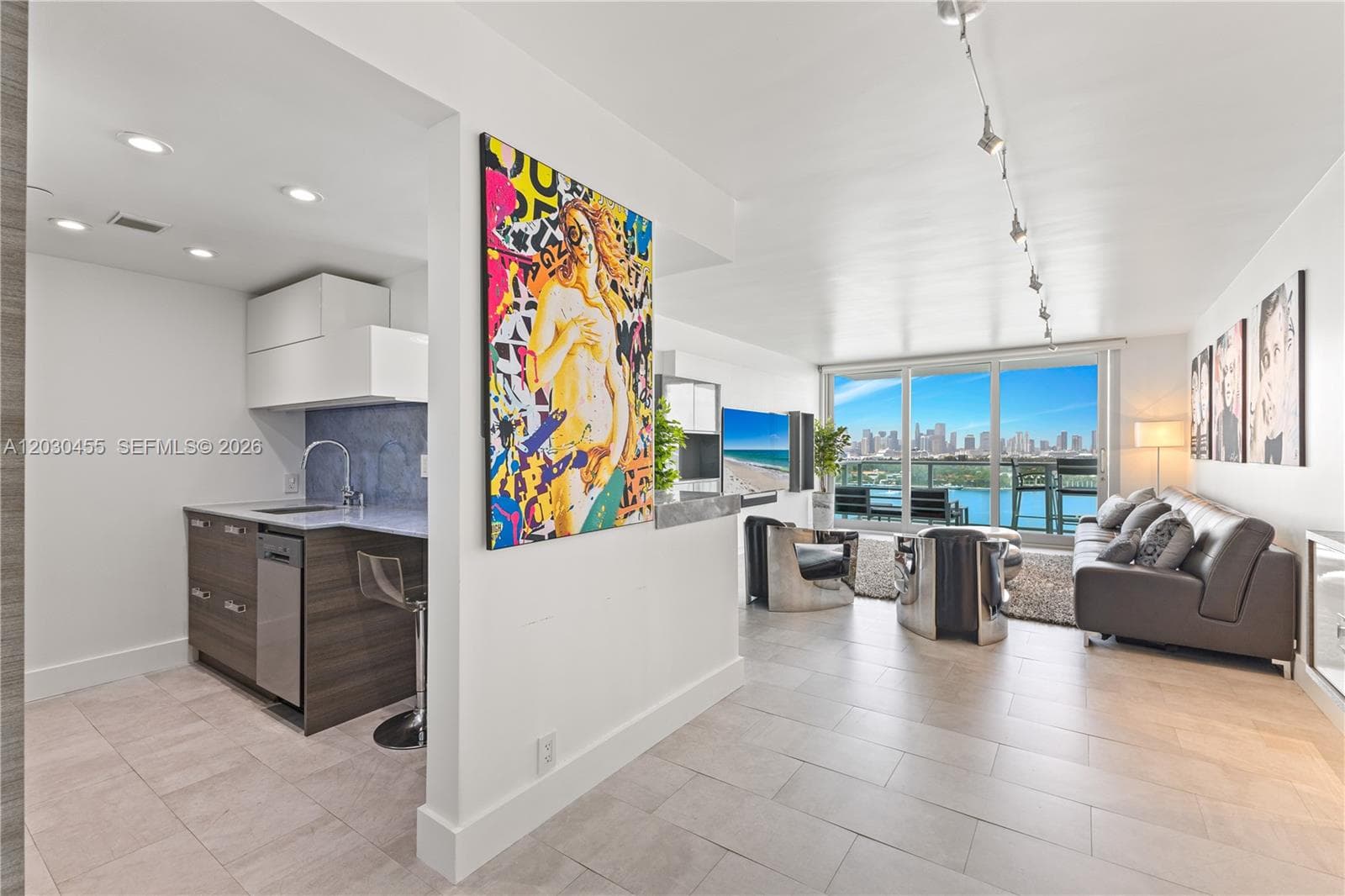 1000 West Ave # 1518, Miami Beach, FL 33139 photo 3