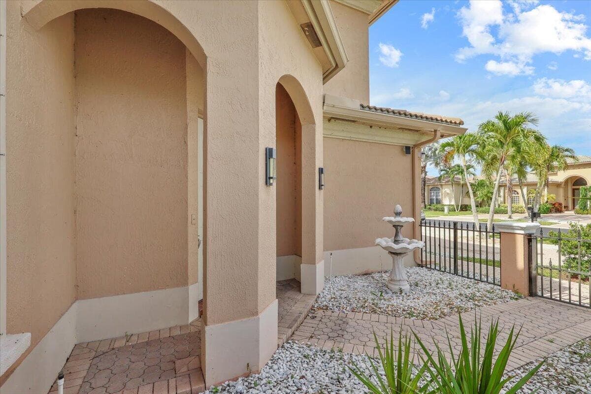 1831 Waldorf Drive, Royal Palm Beach, FL 33411 photo 5
