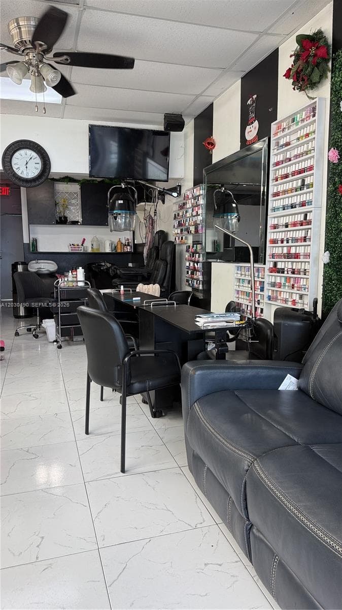 11842 W Dixie Hwy, Miami, FL 33161 photo 4