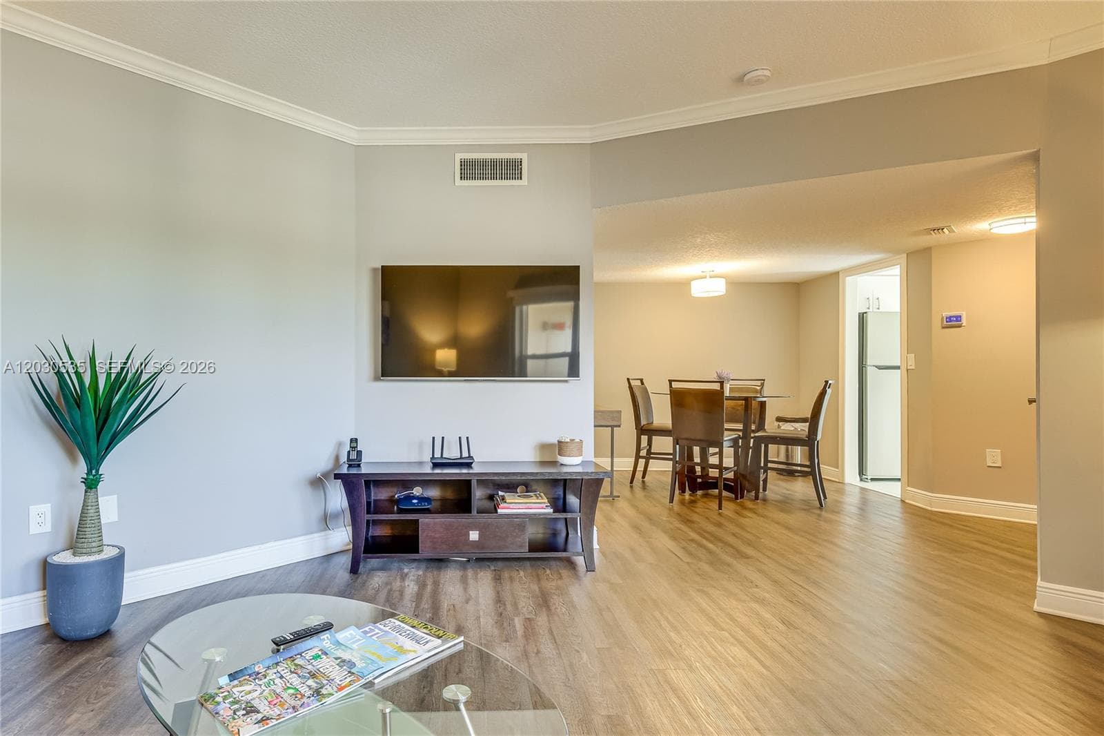 341 N Birch Rd # 315, Fort Lauderdale, FL 33304 photo 2