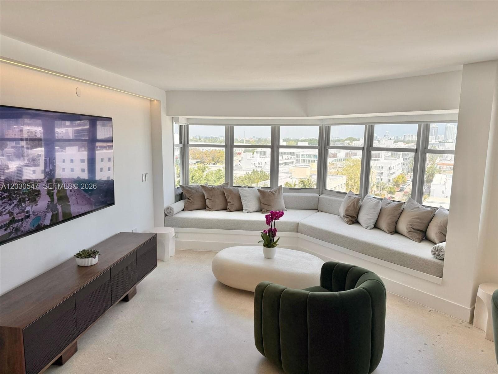 1881 Washington Ave # 9C, Miami Beach, FL 33139 photo 2