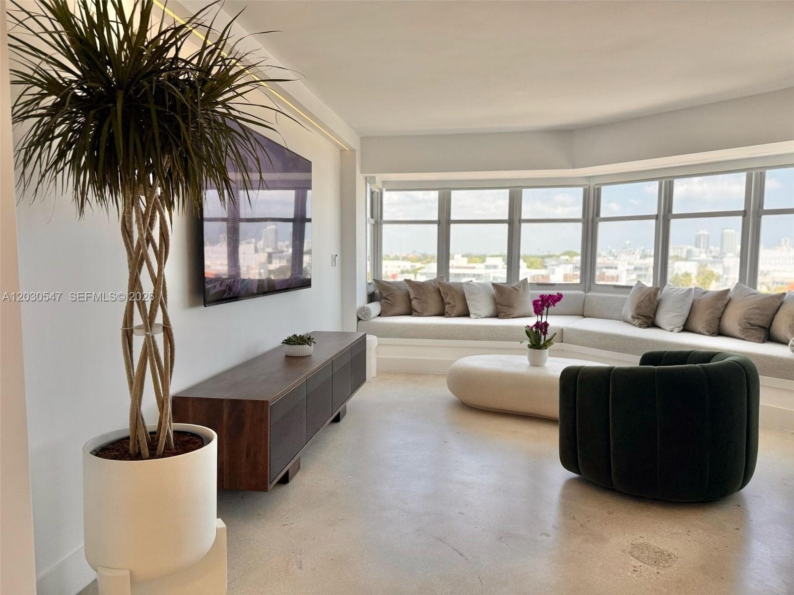 1881 Washington Ave # 9C, Miami Beach, FL 33139 photo 3