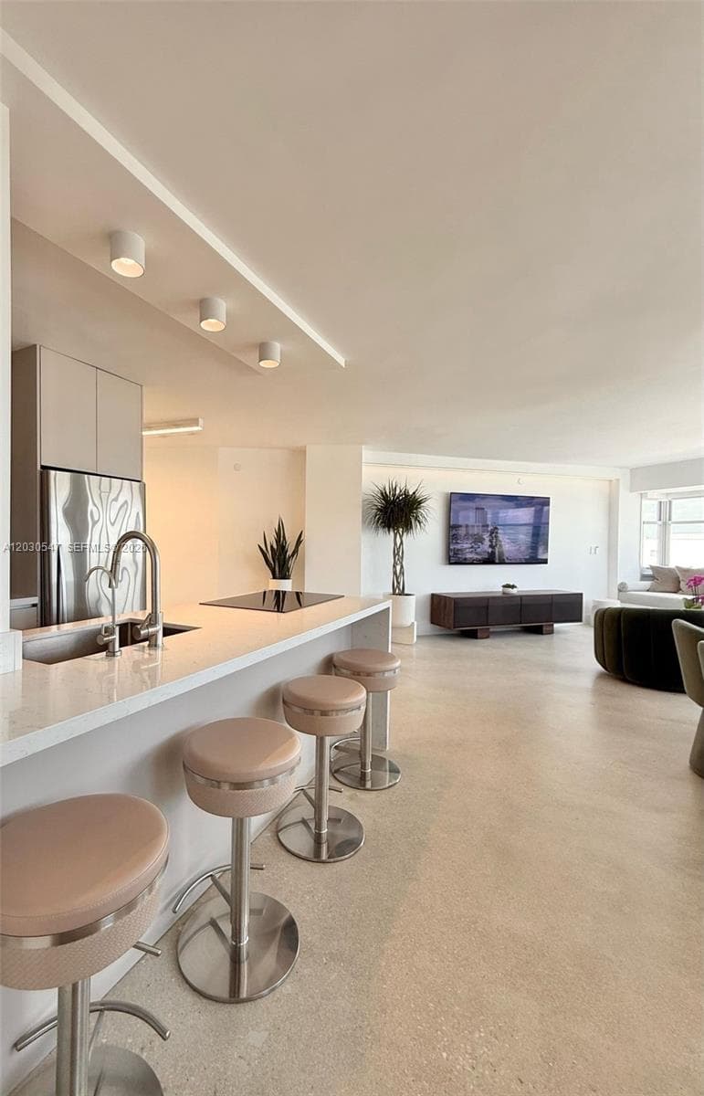 1881 Washington Ave # 9C, Miami Beach, FL 33139 photo 5