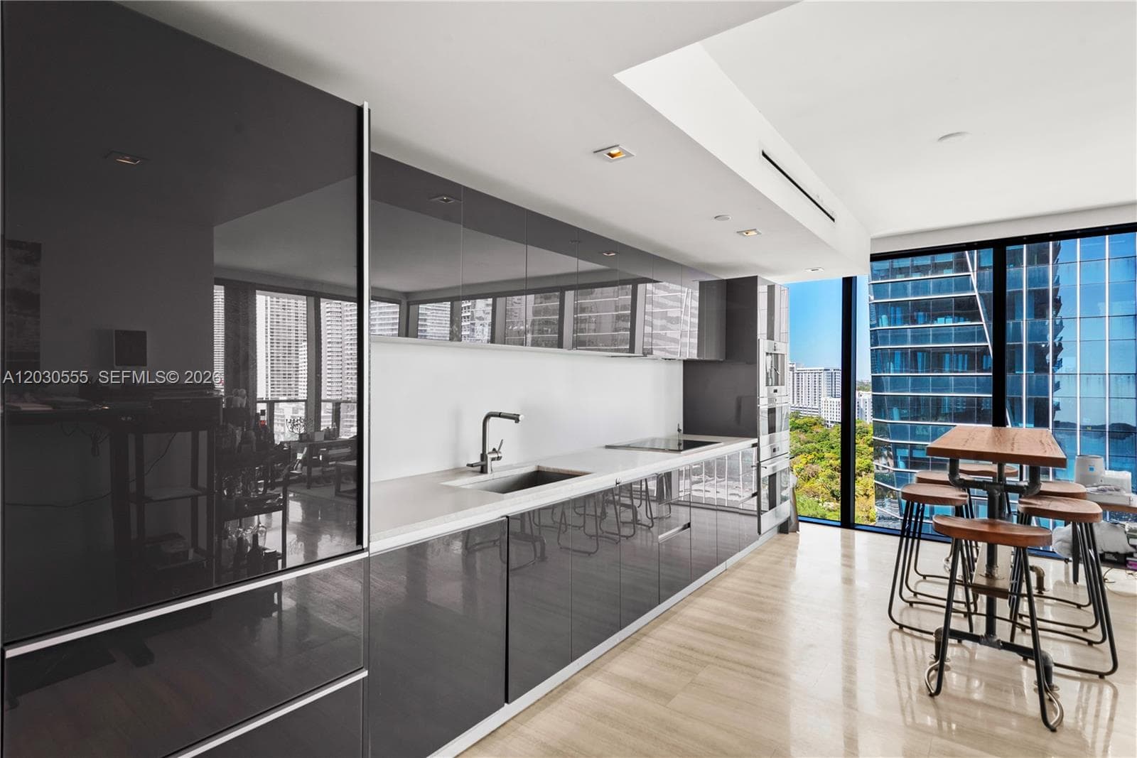 1451 Brickell Ave # 1706, Miami, FL 33131 photo 3