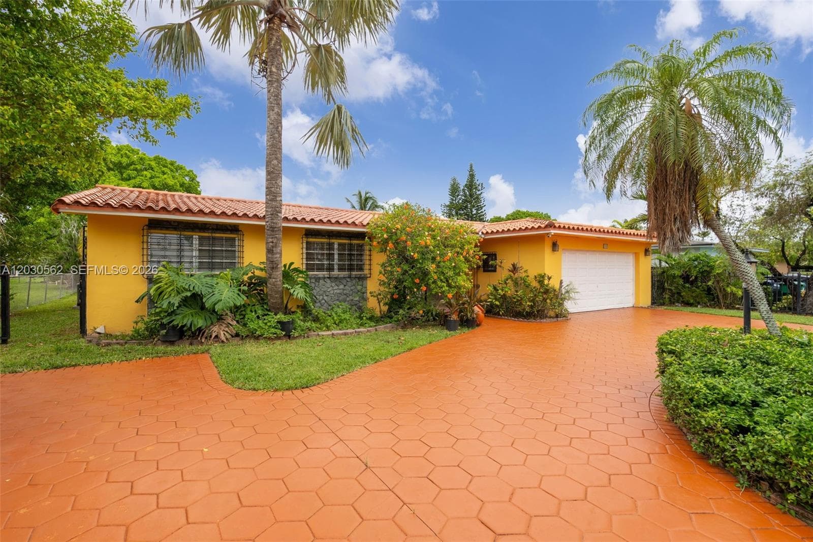 1320 SW 84th Ave, Miami, FL 33144 photo 3
