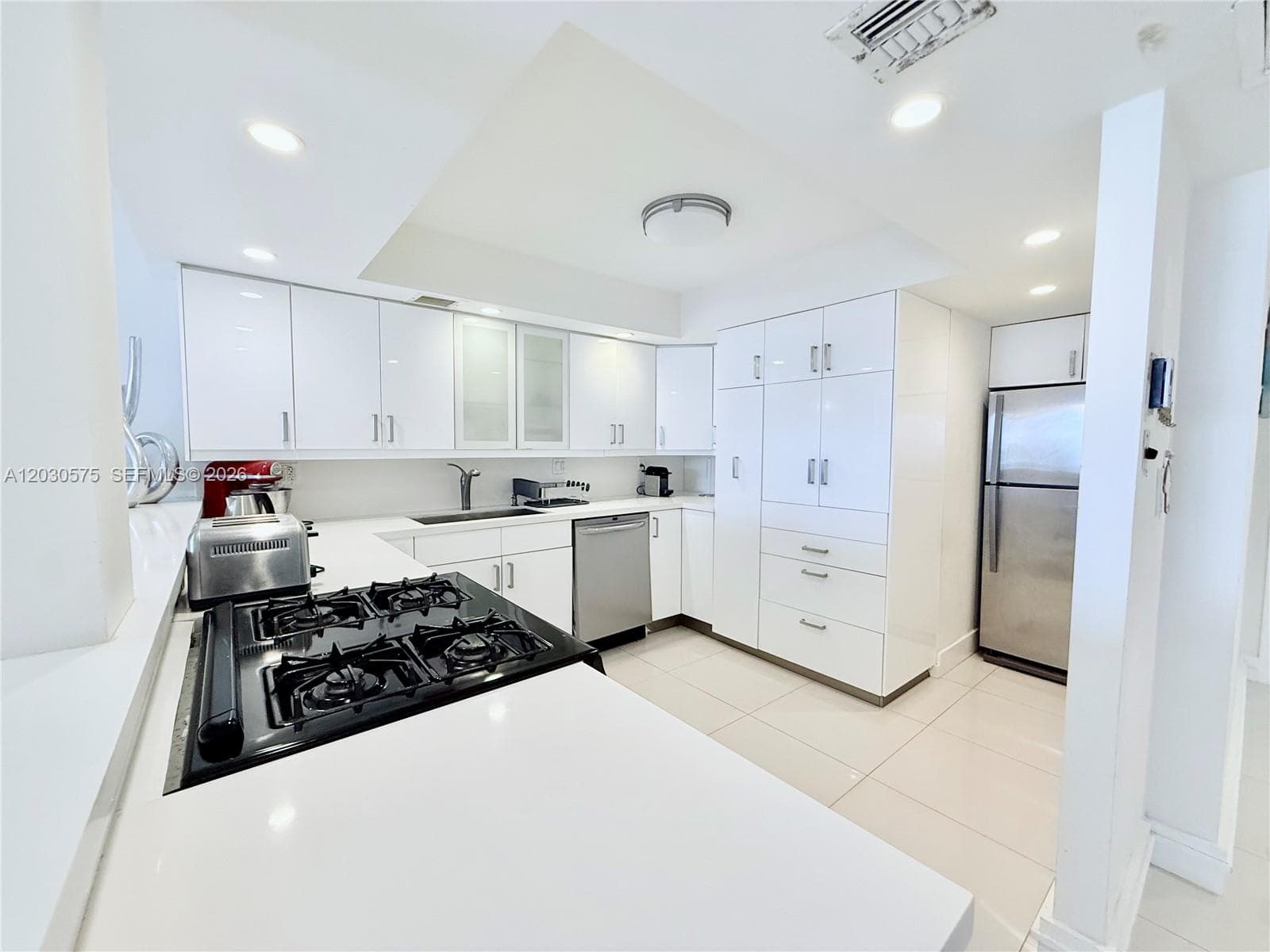 3140 S Ocean Dr # 310, Hallandale Beach, FL 33009 photo 4