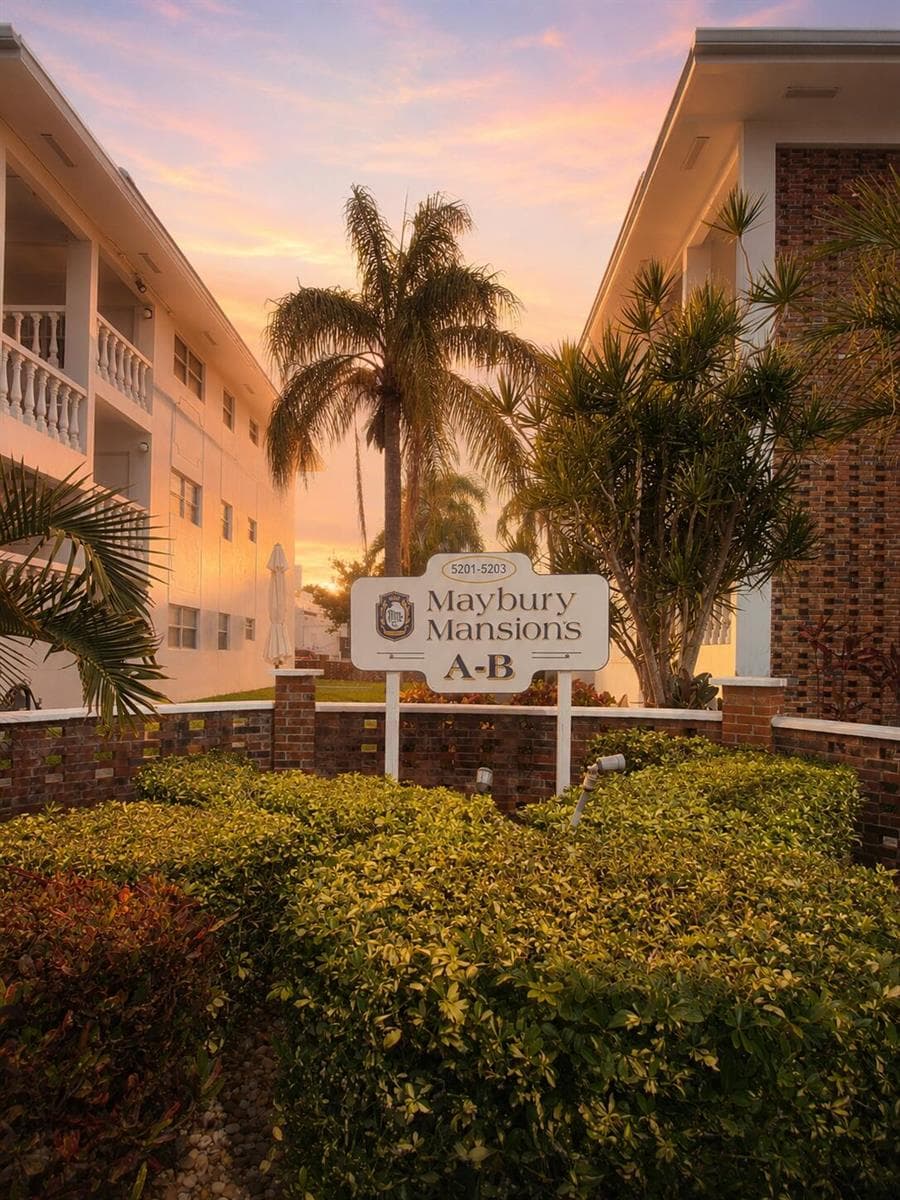 5203 NE 24th Terrace # B108, Fort Lauderdale, FL 33308 photo 2