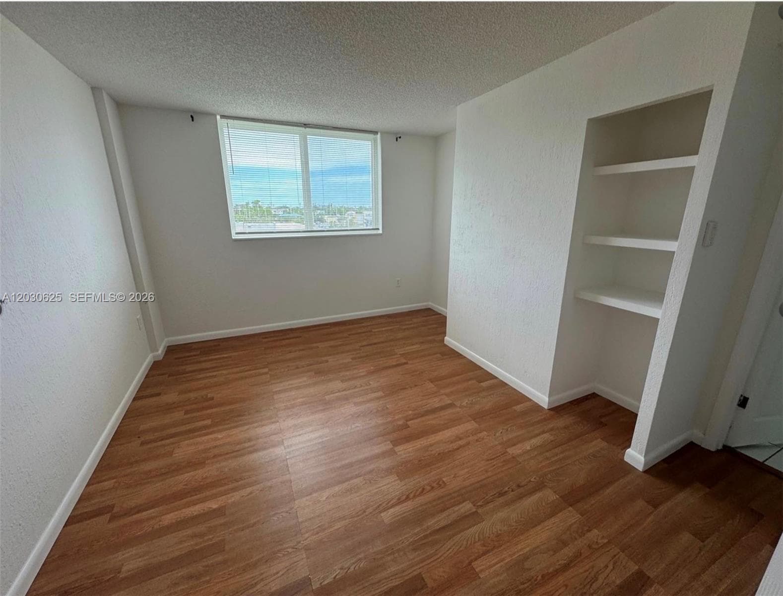 1251 NE 108th St # 409, Miami, FL 33161 photo 2