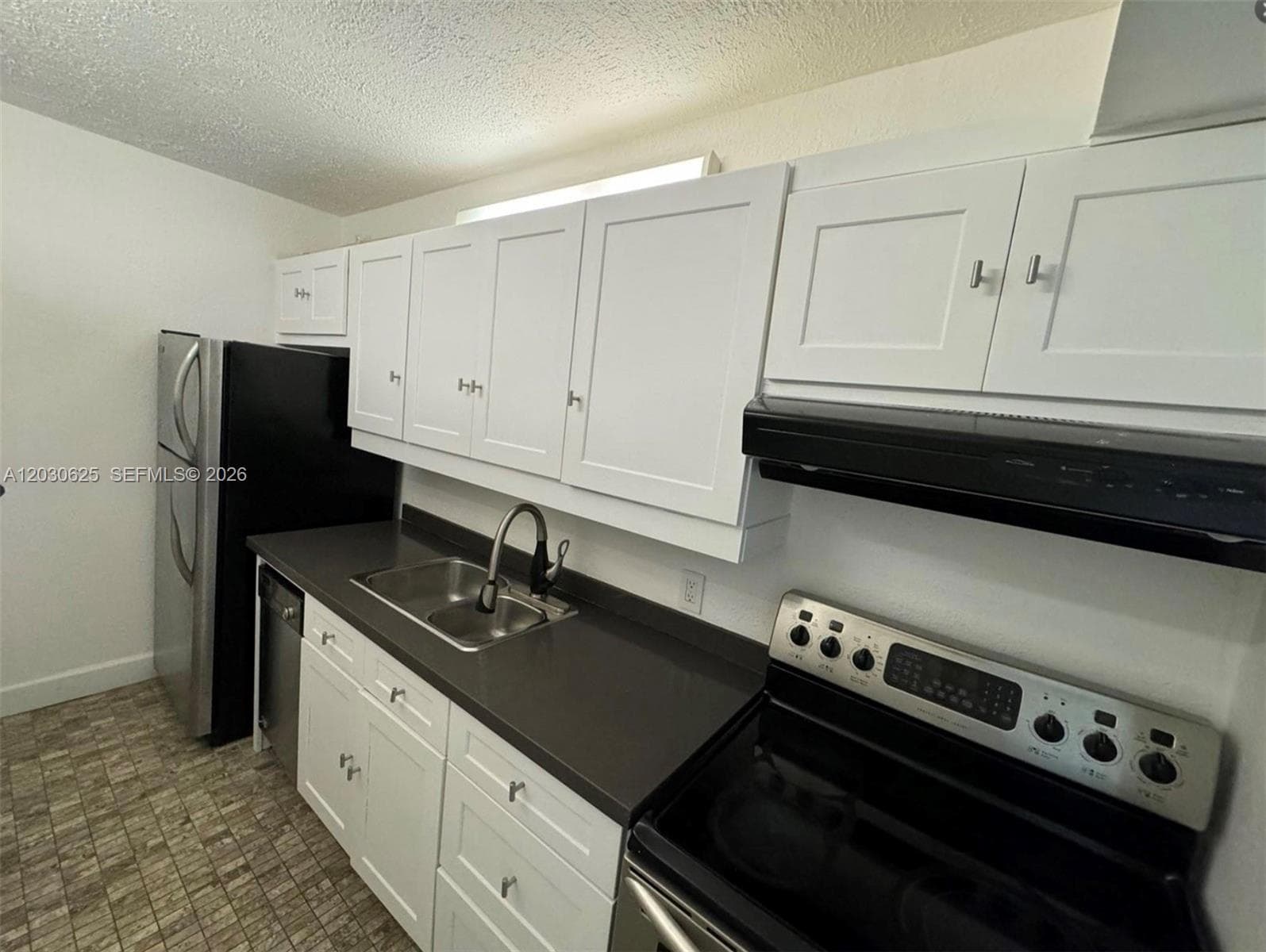 1251 NE 108th St # 409, Miami, FL 33161 photo 4