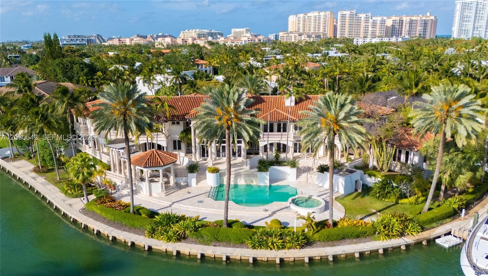 260 Cape Florida Dr, Key Biscayne, FL 33149 photo 2