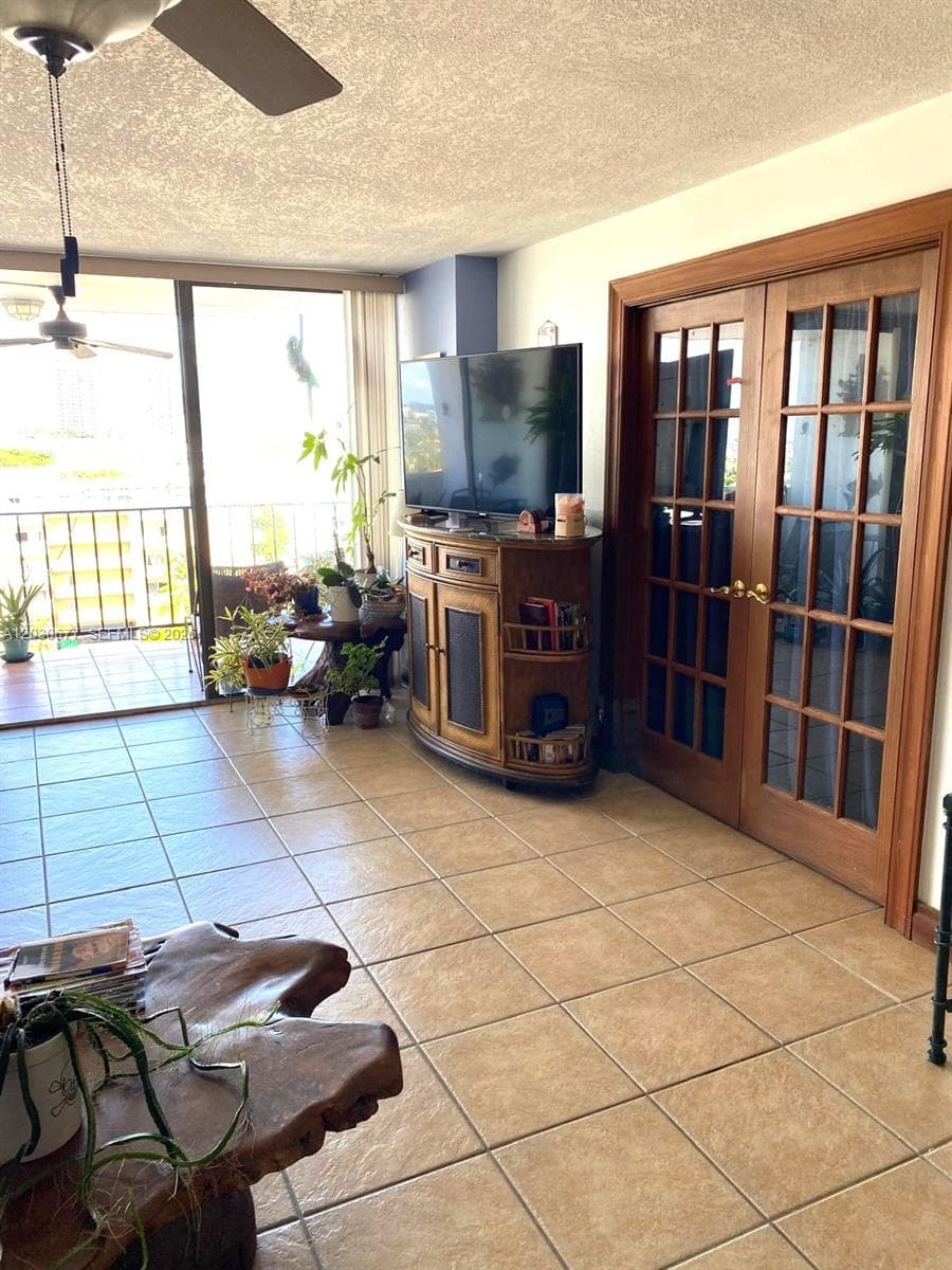 3545 NE 166th St # 908, North Miami Beach, FL 33160 photo 4