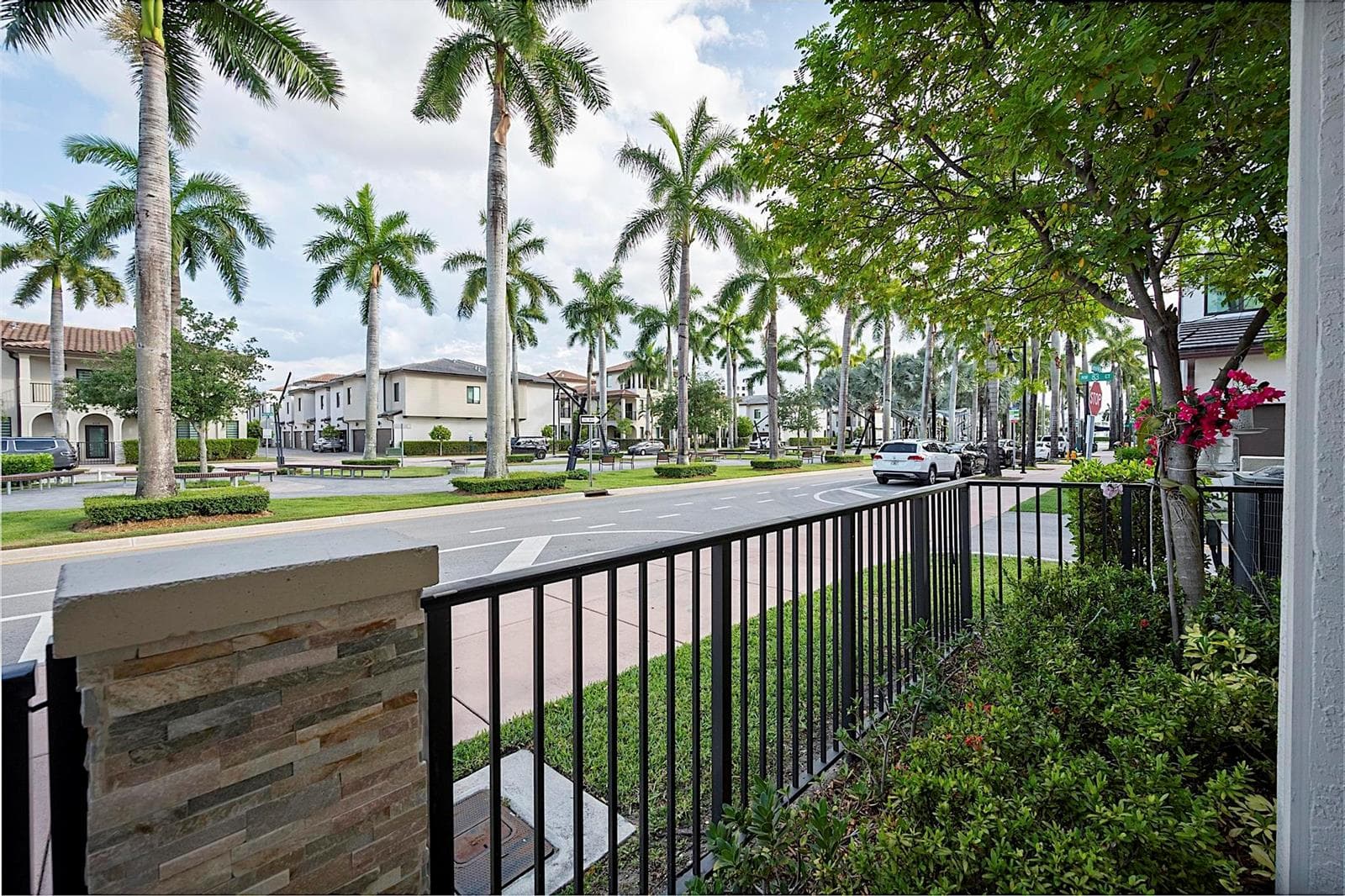 8321 Central Park Boulevard, Doral, FL 33166 photo 5