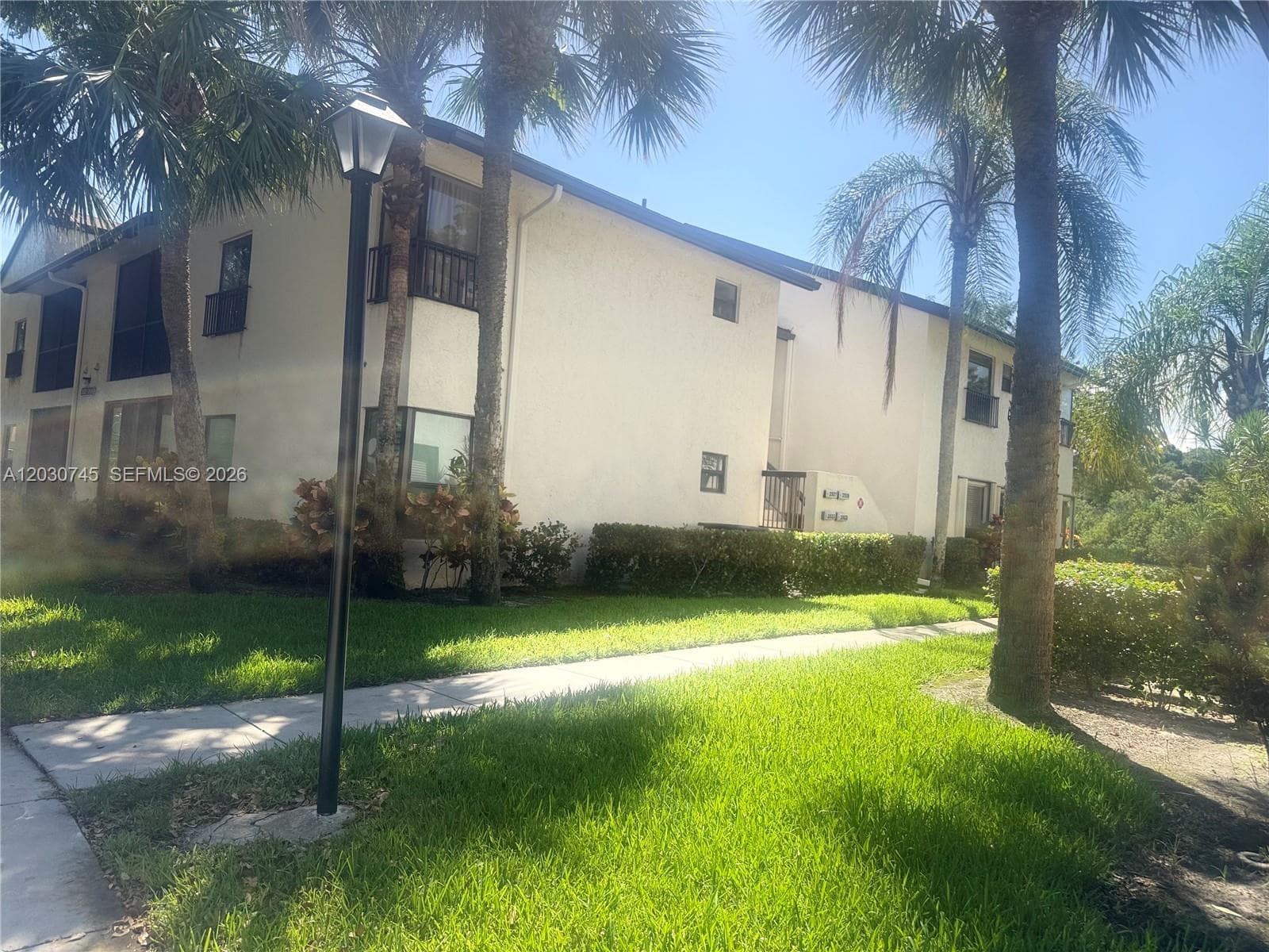 2526 N Carambola Cir N # 1821, Coconut Creek, FL 33066 photo 3