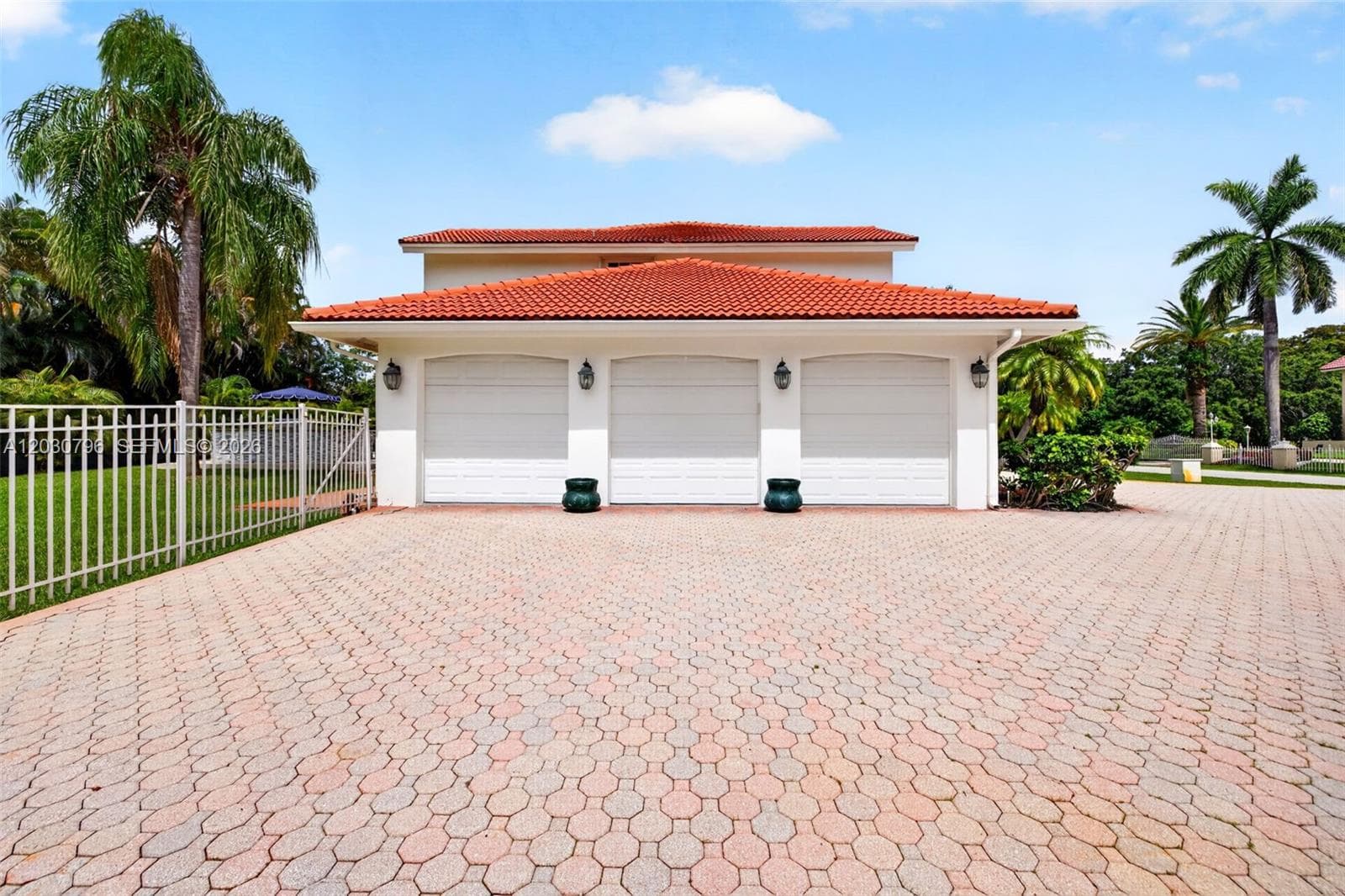 12360 SW 1st St, Plantation, FL 33325 photo 4