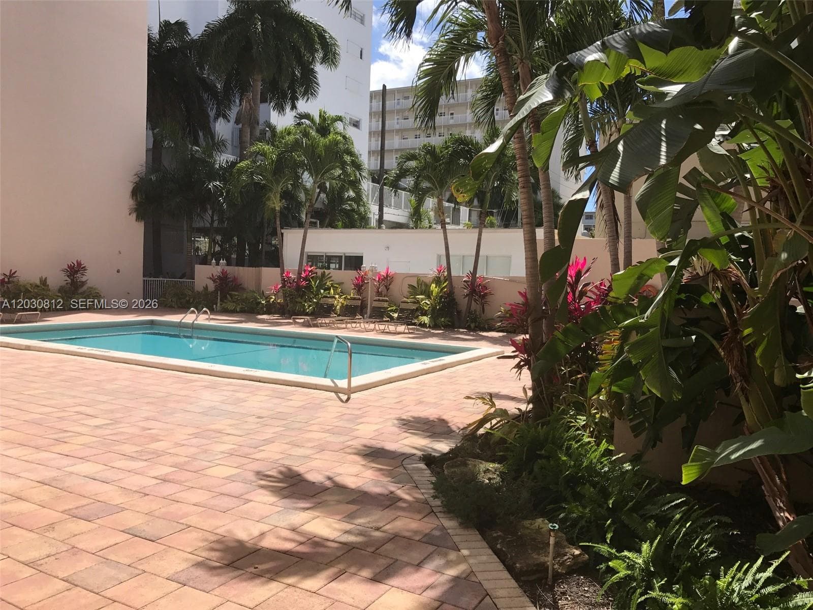 1665 Bay Rd # 416, Miami Beach, FL 33139 photo 2
