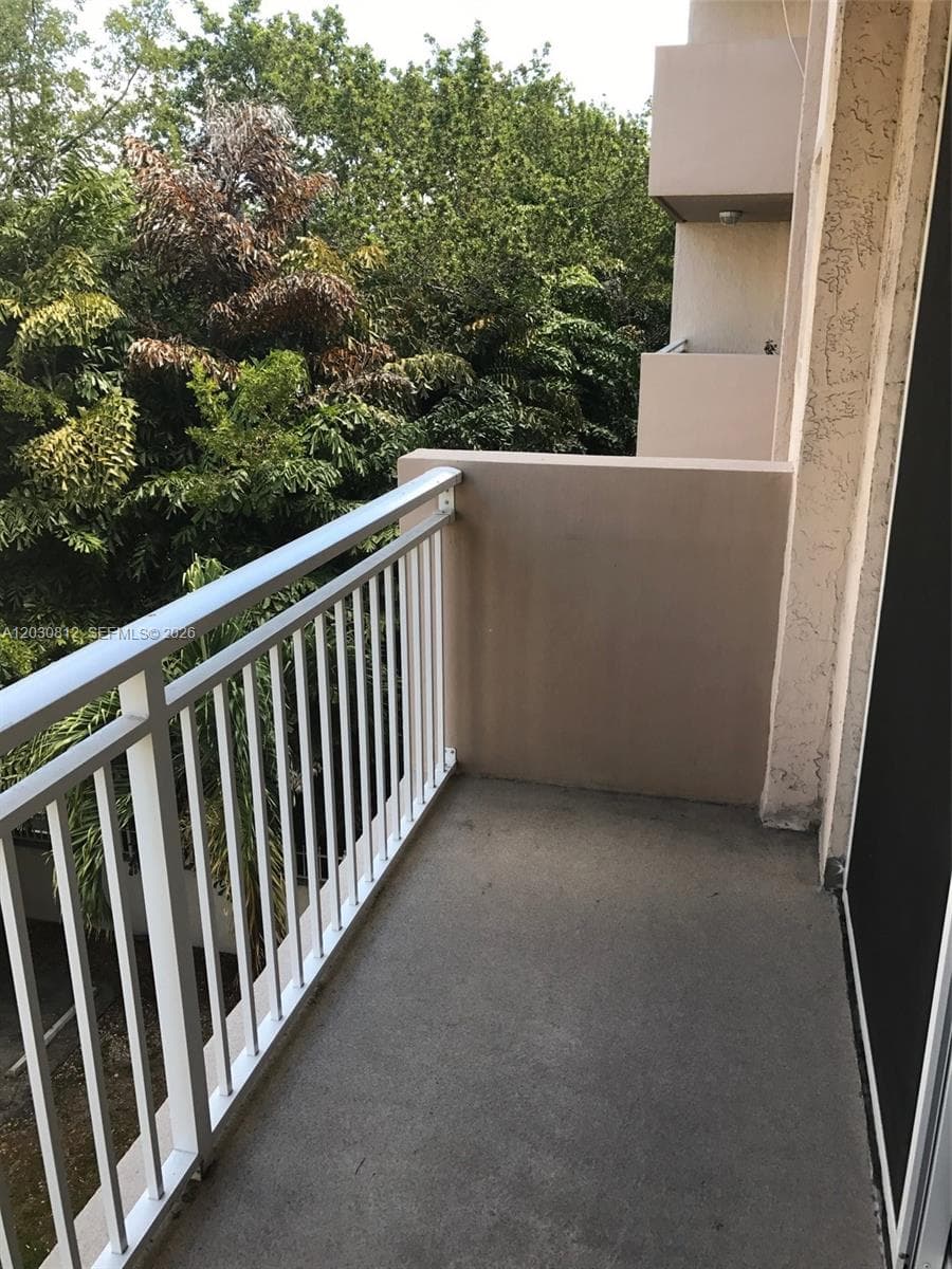 1665 Bay Rd # 416, Miami Beach, FL 33139 photo 5
