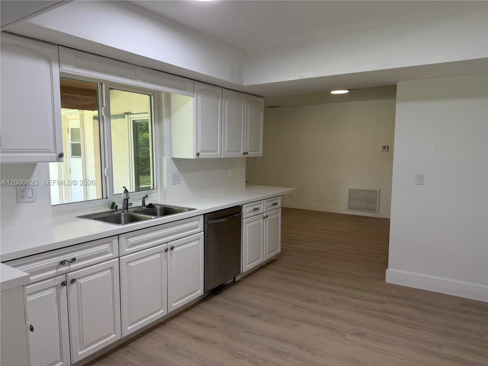 7220 NW 7th St, Plantation, FL 33317 photo 3