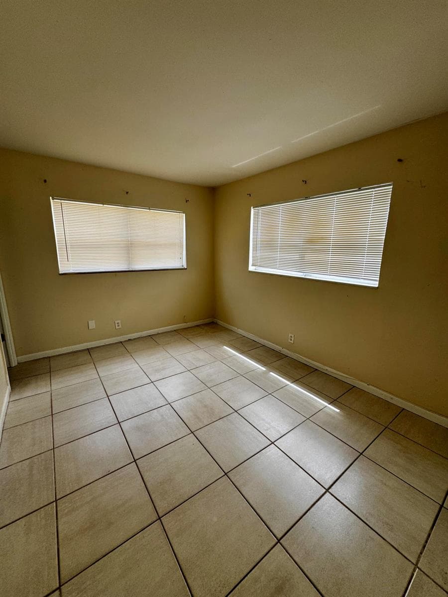 2824 N Dixie Highway, Boca Raton, FL 33431 photo 5