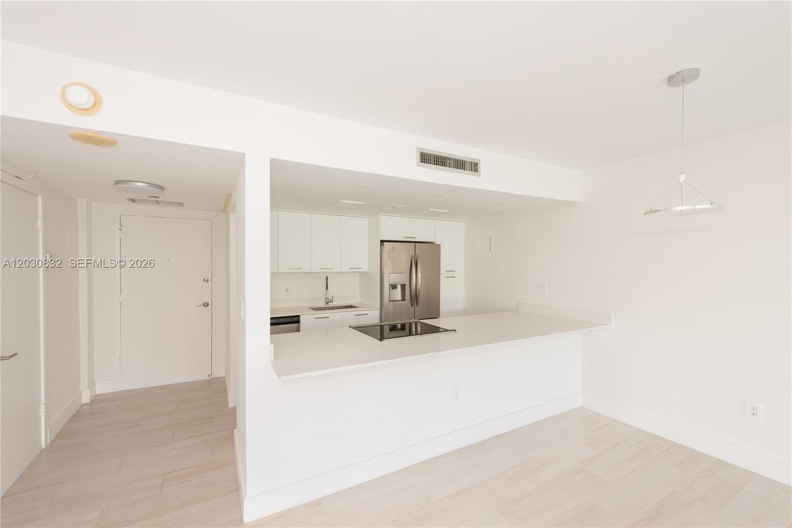 155 Ocean Lane Dr # 403, Key Biscayne, FL 33149 photo 4