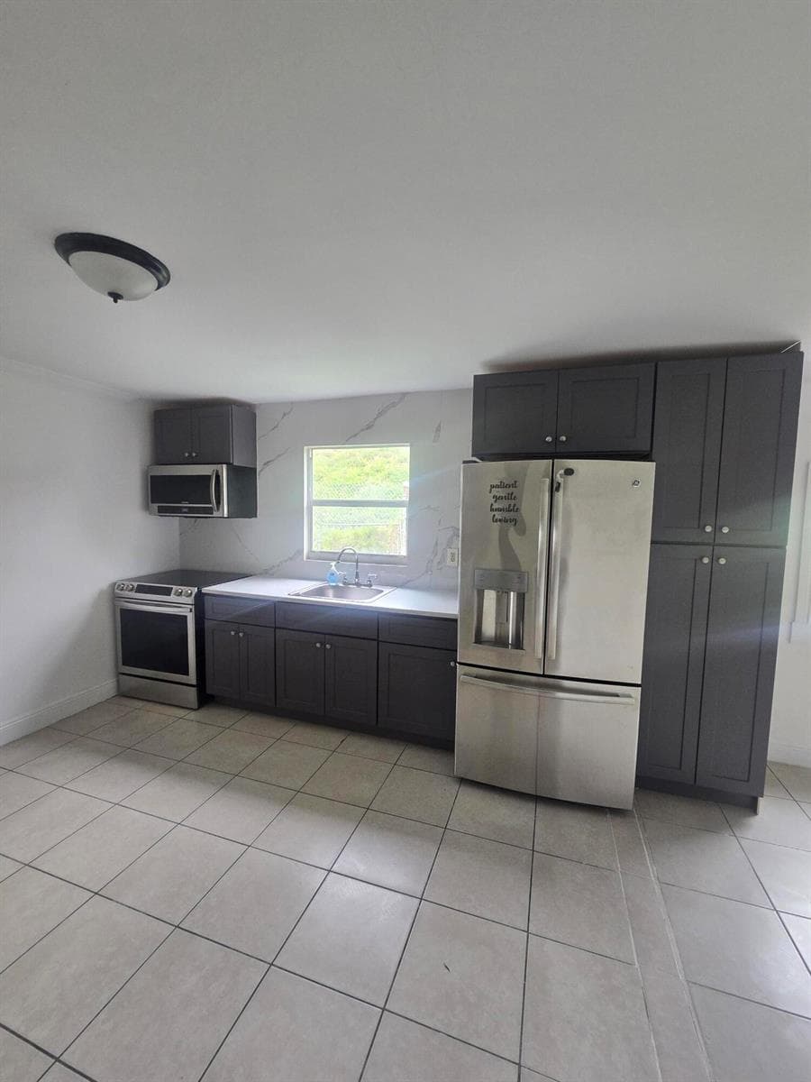 6209 Grant Street, Hollywood, FL 33024 photo 2