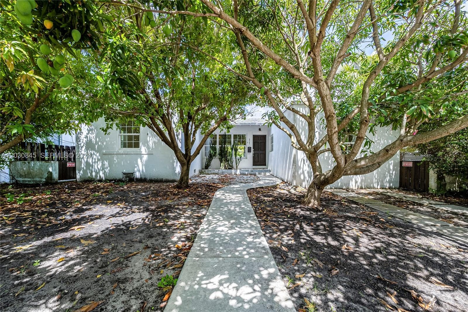 8942 Carlyle Ave, Surfside, FL 33154 photo 2