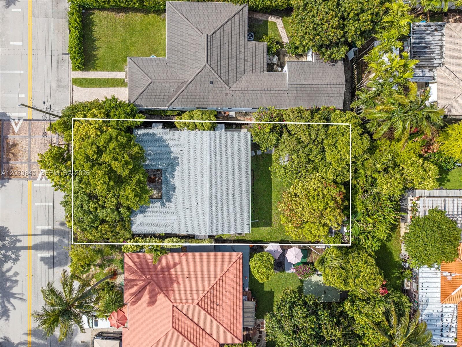 8942 Carlyle Ave, Surfside, FL 33154 photo 5