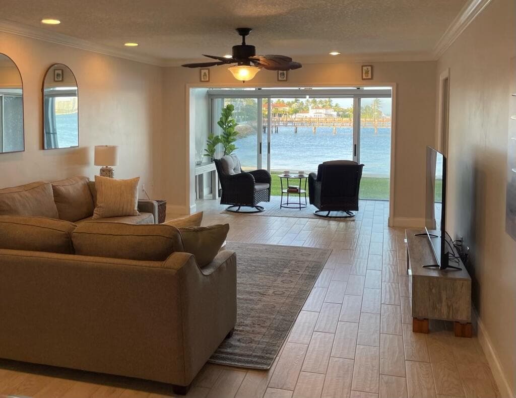 410 Wilma Circle # 103, Riviera Beach, FL 33404 photo 5