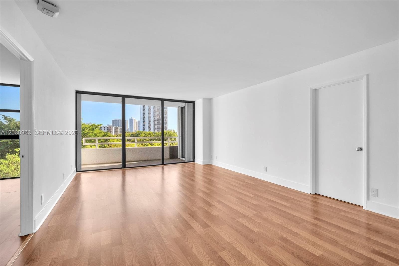 20355 NE 34th Ct # 421, Aventura, FL 33180 photo 4