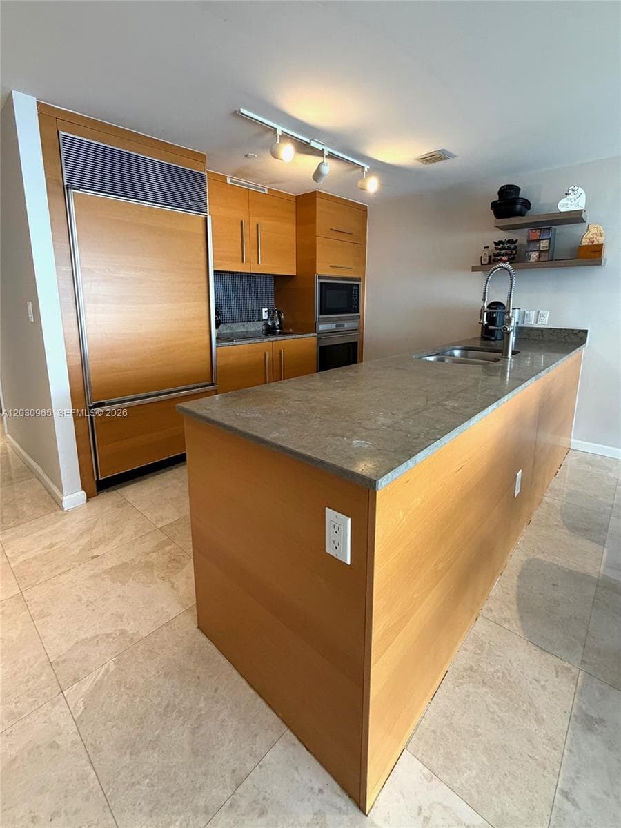 475 Brickell ave # 2707, Miami, FL 33131 photo 5
