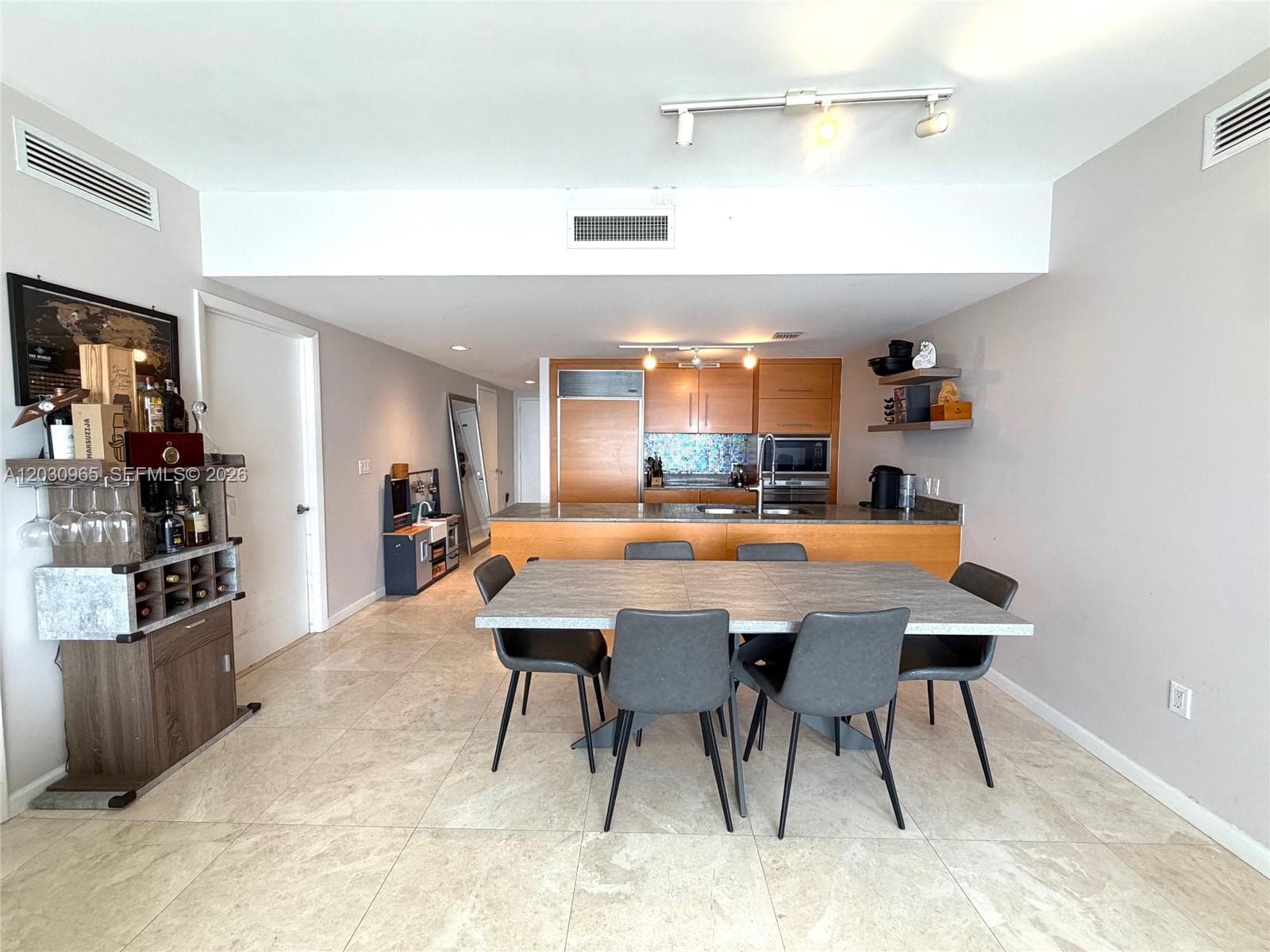475 Brickell ave # 2707, Miami, FL 33131 photo 4