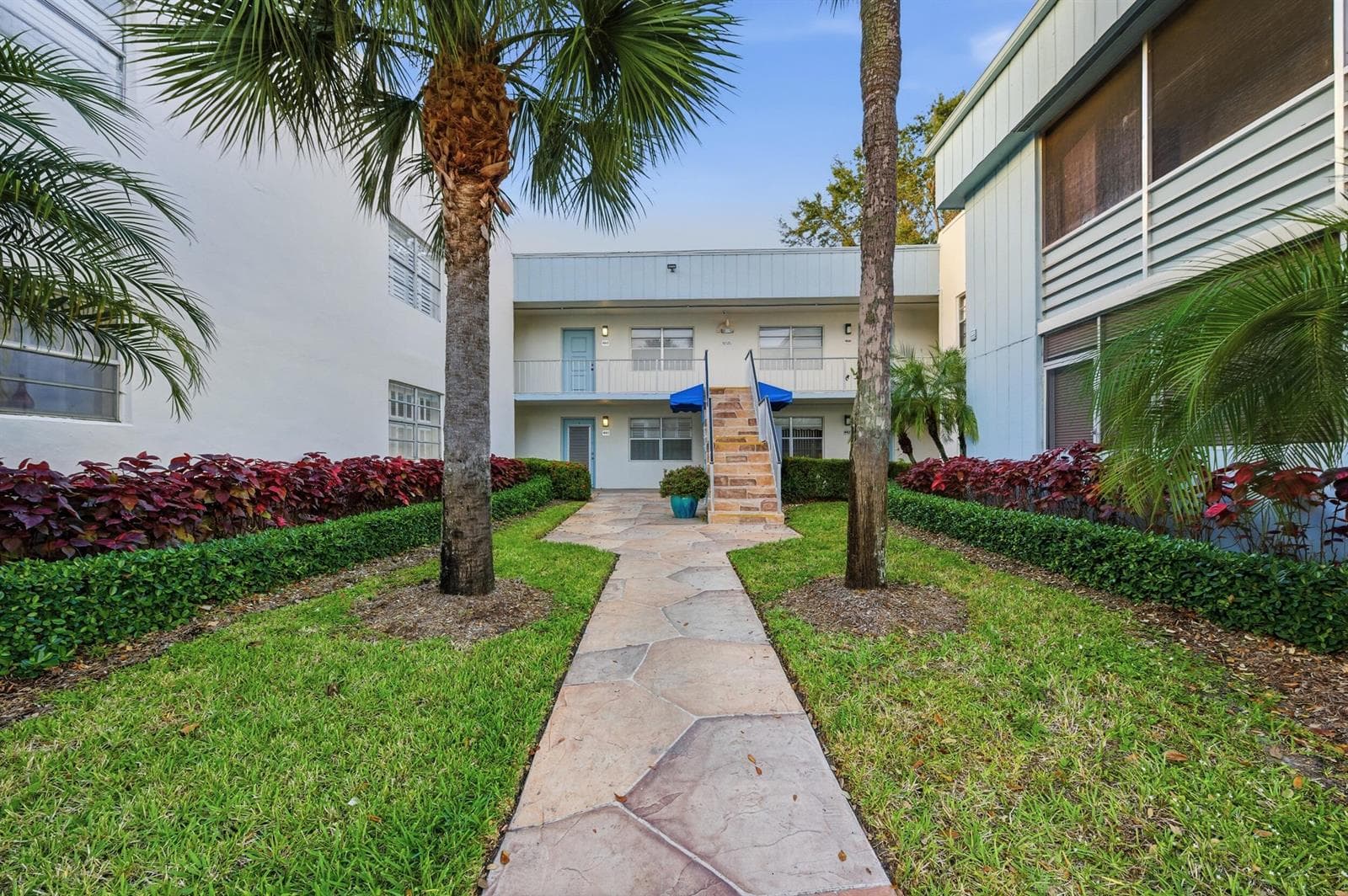 442 Normandy J, Delray Beach, FL 33484 photo 3