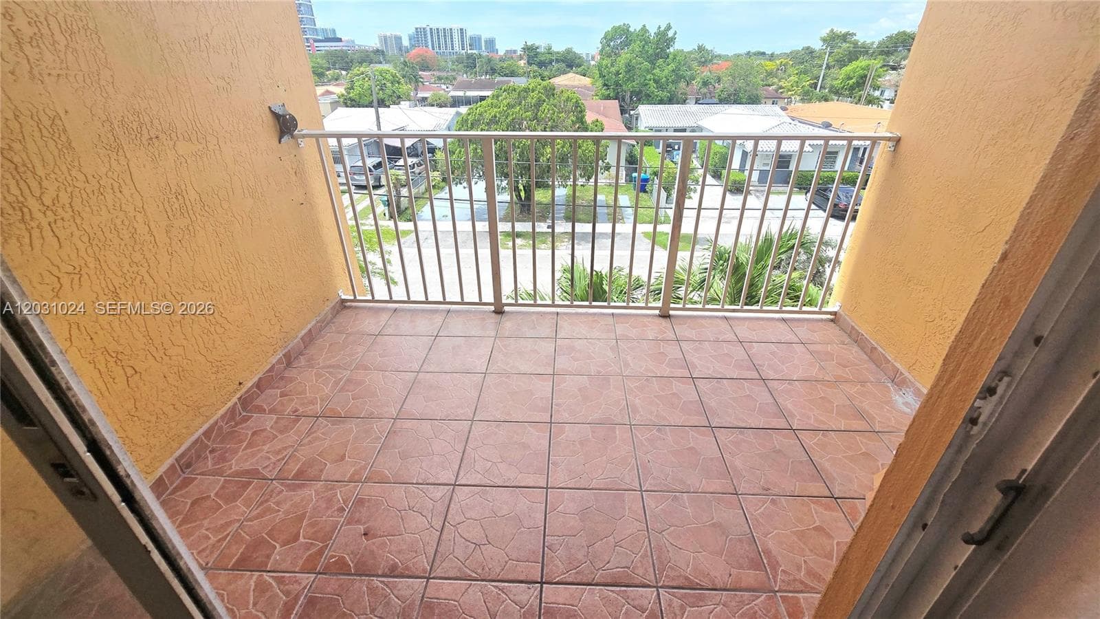 2441 SW 31st Ave # 207, Miami, FL 33145 photo 5