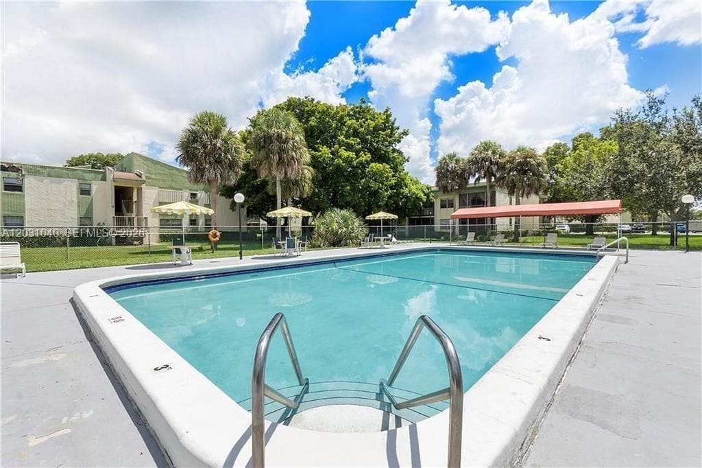 4276 NW 89 Ave # 102, Coral Springs, FL 33065 photo 2
