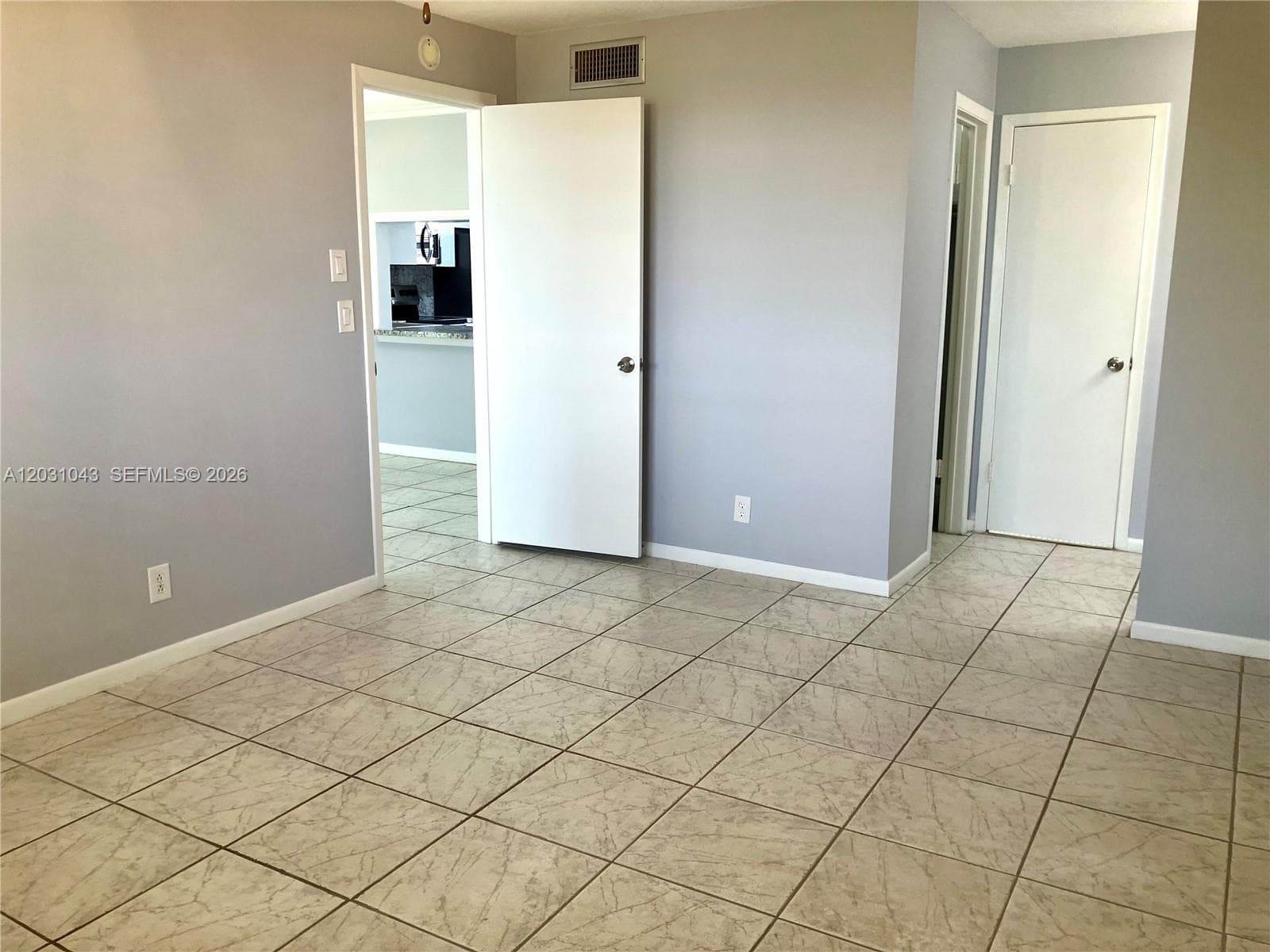 2801 NW 47th Ter # 403B, Lauderdale Lakes, FL 33313 photo 4