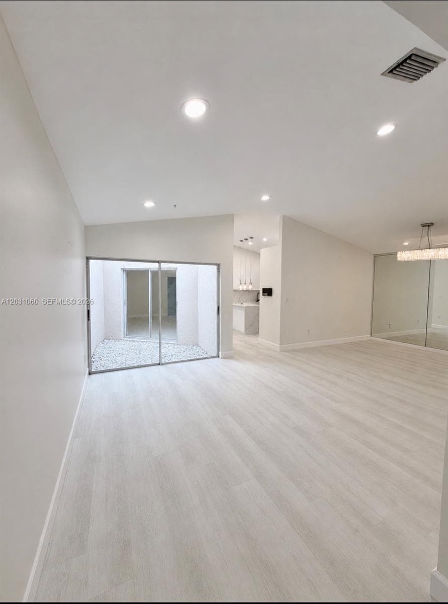 18145 NW 61st Ave, Hialeah, FL 33015 photo 5
