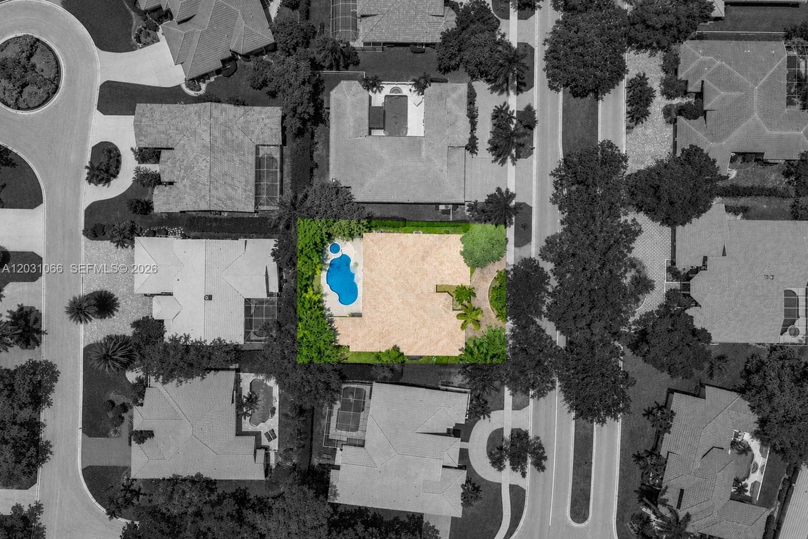 1776 W Eagle Trace Blvd W, Coral Springs, FL 33071 photo 2
