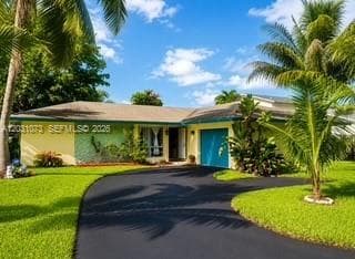 7551 SW 42nd Pl, Davie, FL 33314 photo 2