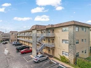 5021 W Oakland Park Blvd # 313, Lauderdale Lakes, FL 33313 photo 5