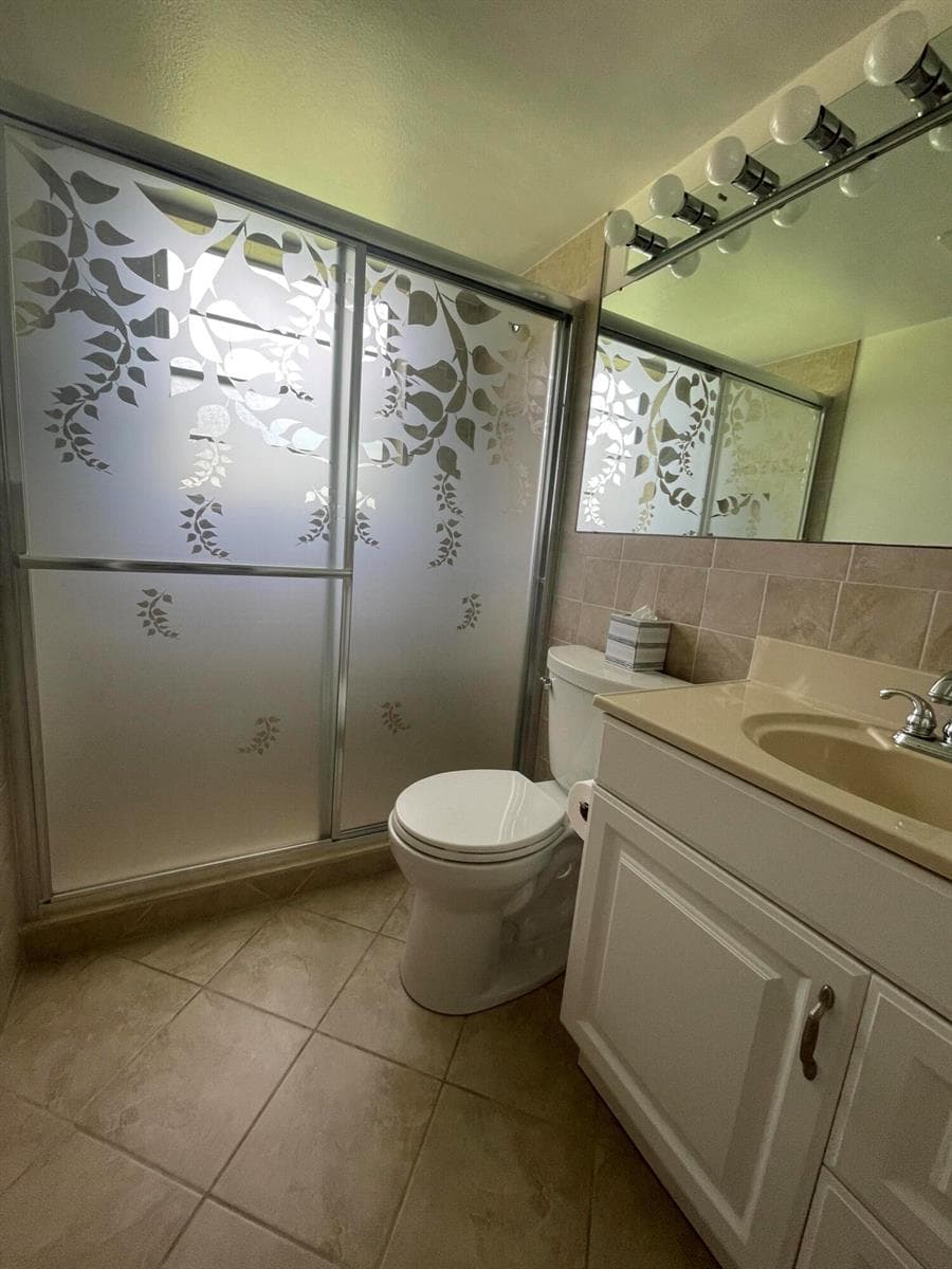 40 Keswick B # 40, Deerfield Beach, FL 33442 photo 3